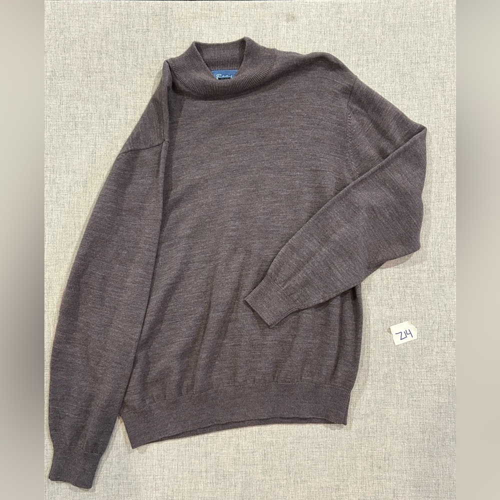 Elegant Turtleneck Sweater in Rich Brown